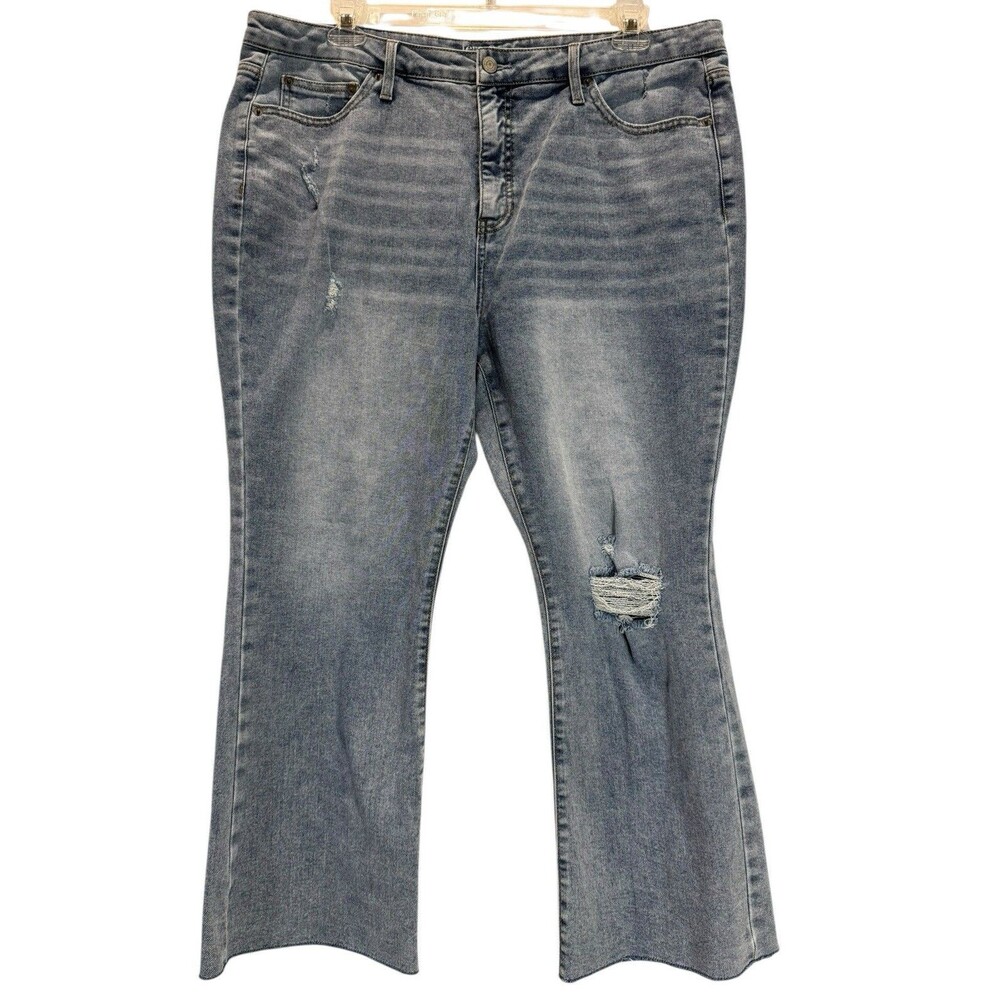 Terra & Sky Women’s Stretch Jeans Size 18W Plus Bootcut Distressed Raw Hem Denim